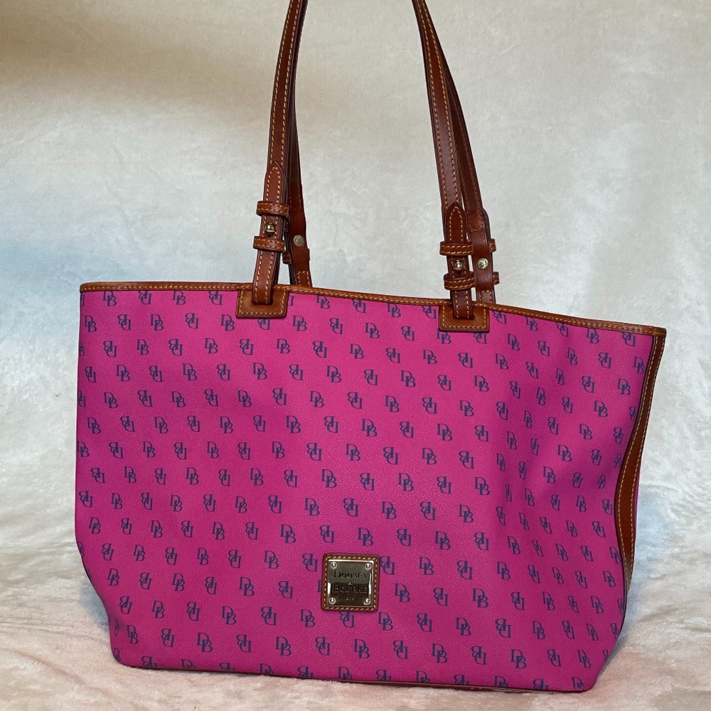 Used Fuchsia/Blue Dooney & Bourke Logo Leisure Bag